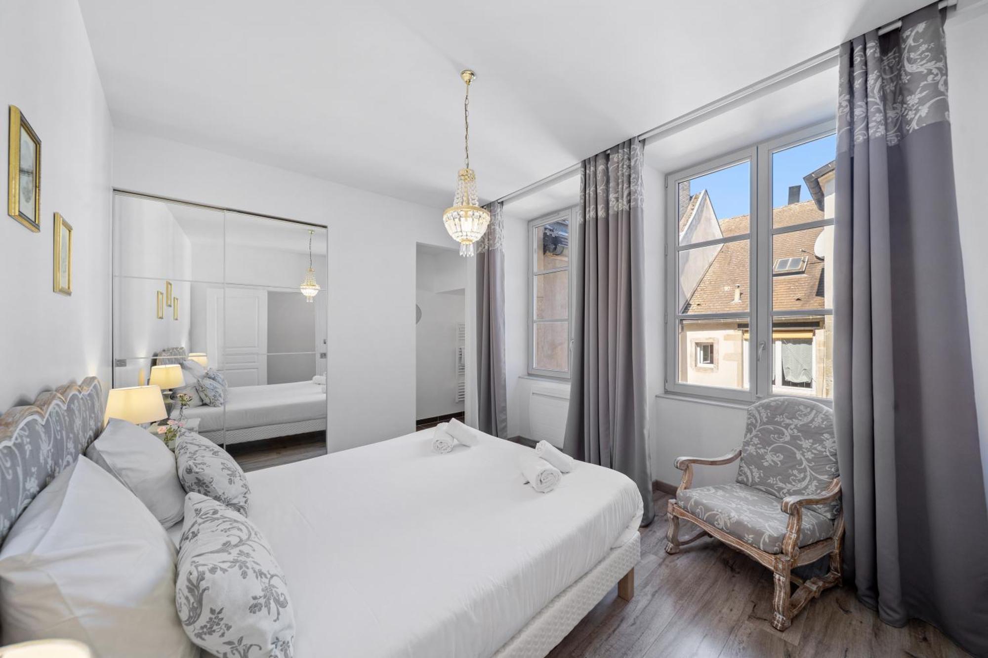 Le Beau Carnot - Appartement En Hypercentre De Beaune Beaune  Exterior foto